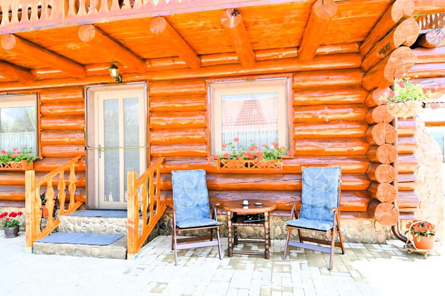 Casa De Lemn Villa Rîşnov Exteriör bild
