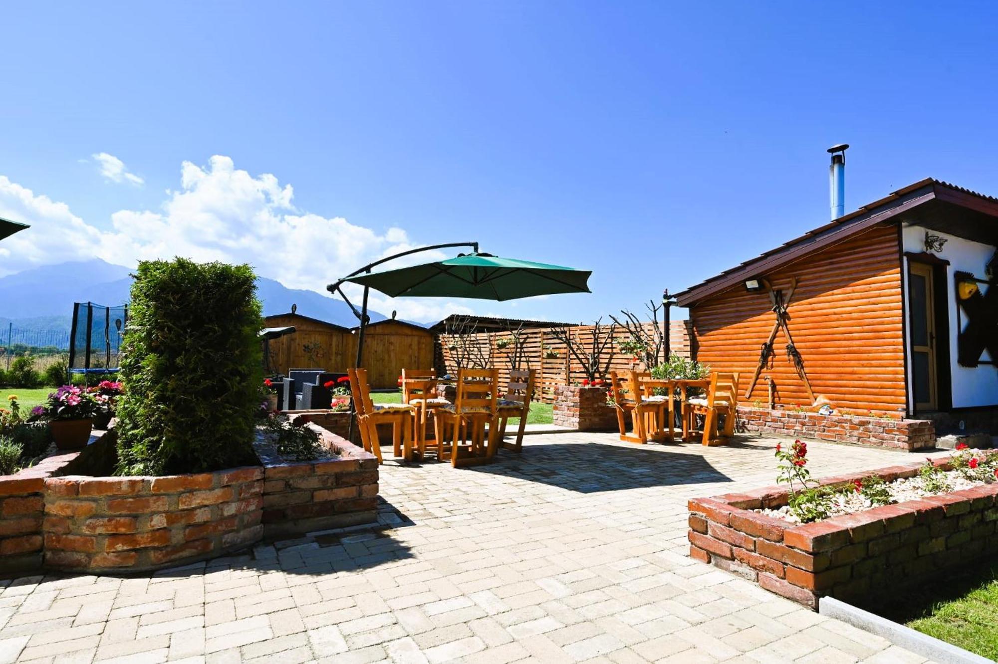 Casa De Lemn Villa Rîşnov Exteriör bild